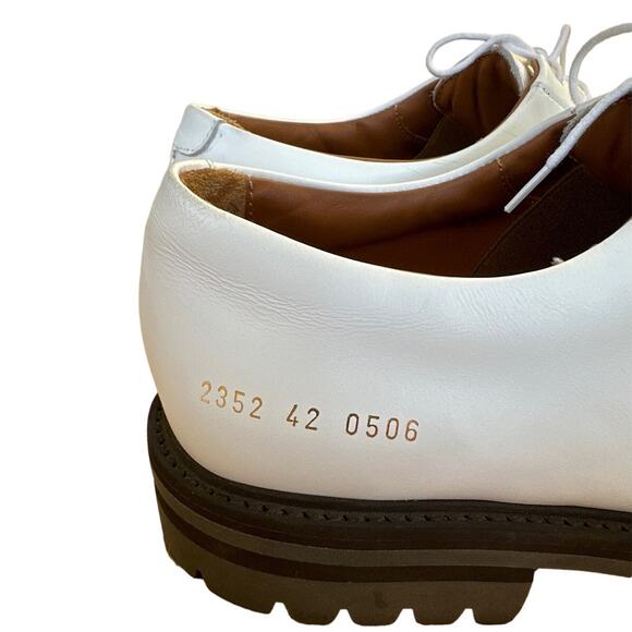 Common Projects - Men's Plain Toe Derby Shoes in White & Black - Picture 9 of 10